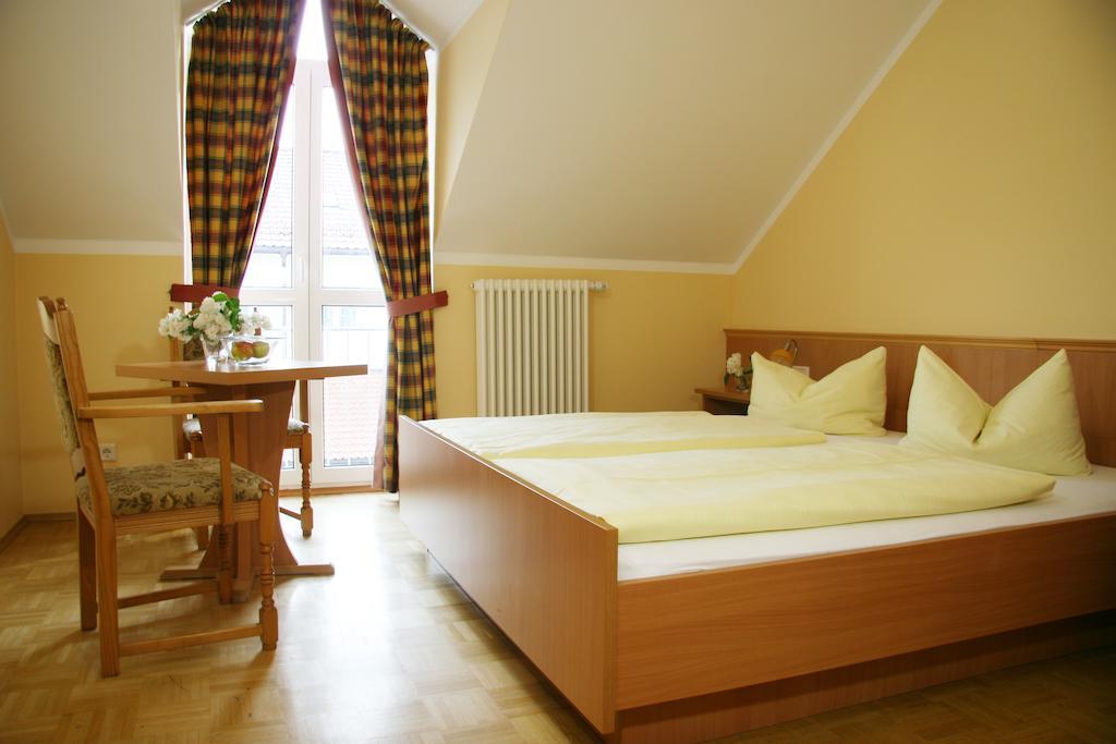 Hotel-Gasthof Eberherr Forstinning Cameră foto