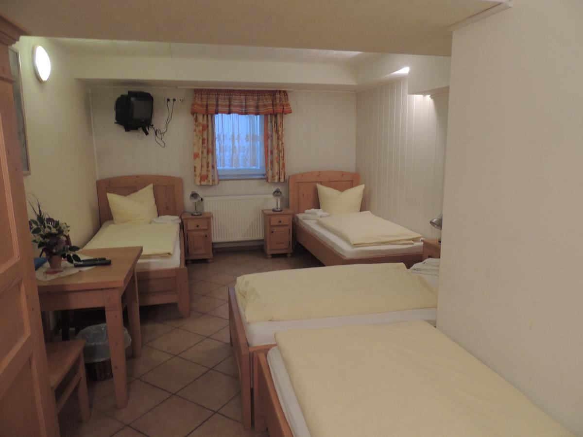Hotel-Gasthof Eberherr Forstinning Cameră foto